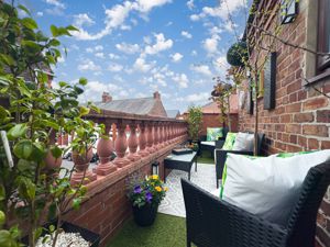 Photo 8- click for photo gallery